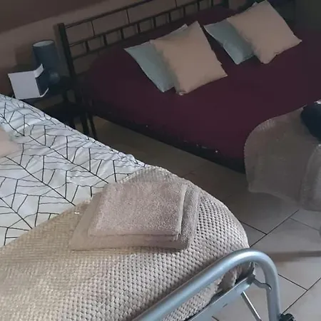 Lesportier Be Room Rental Bis Homestay *